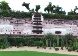 Keliling China Hanya Dalam Satu Hari, Di Sini Tempatnya