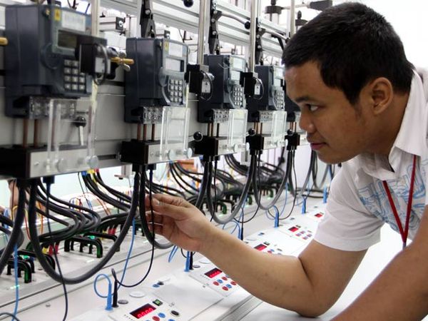 PLN Uji Coba Alat-alat Listrik Rumah Tangga