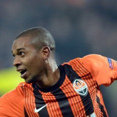 Demi Tampil di Piala Dunia, Fernandinho Ingin Gabung City