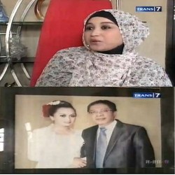 Tri Kurnia, Penyanyi Dangdut Sekaligus Sahabat Istri Muda Fathanah