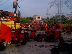 Program Peremajaan, Bajaj Bermesin 2 Tak Kini Jadi Besi Tua