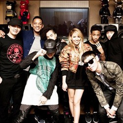Will Smith Antusias Temui Artis-artis YG Entertainment