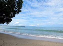 Libur Panjang Paling Pas ke Pantai Carita