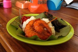 Nasi Jamblang Ibu Nur Cirebon yang Berkicau di Twitter