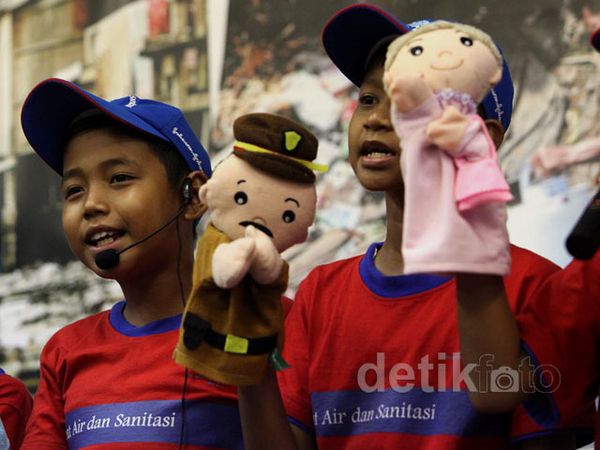 Lestarikan Air Lewat Panggung Boneka Lestarikan Air Lewat Panggung Boneka