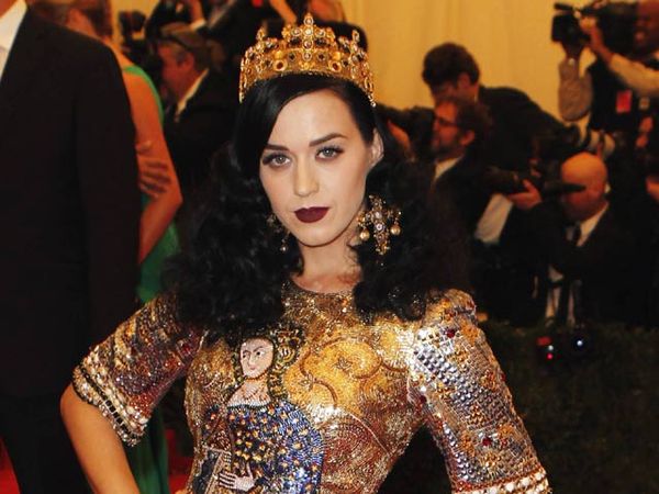 Bertabur Bintang di Red Carpet Met Ball 2013 (I)