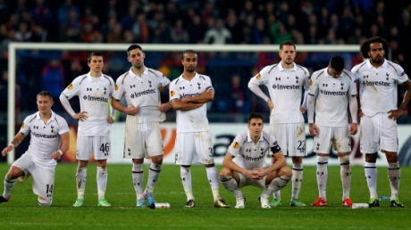 Bursa Tak Jagokan Spurs Finis 4 Besar