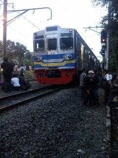 Commuter Line Mogok di Stasiun Universitas Pancasila, Jalur Tersendat