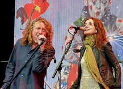 Robert Plant dan Patty Griffin Ternyata Belum Menikah