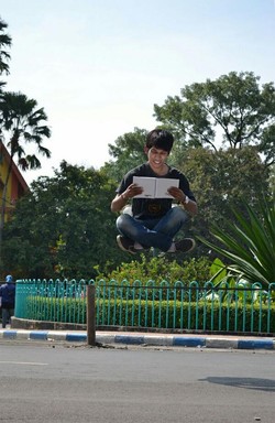 Membaca di Tengah Jalan Saat CFD