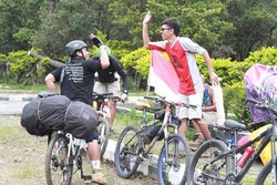 Gowes Sepeda Mendaki Gunung Papandayan, Berani?