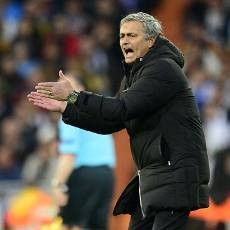 Mourinho Indikasikan Bertahan di Madrid Musim Depan