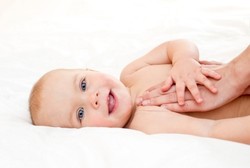 Bolehkah Memijat Bayi yang Baru Lahir?