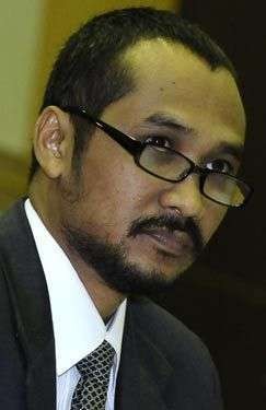 Soal Perempuan Disekitar Fathanah, Samad: Saya Bukan Pengamat Wanita