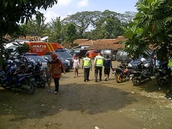 Kisah Horor Ibu dan Anaknya yang Terjebak Baku Tembak Teroris