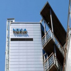 Nokia Lawan Dominasi Google