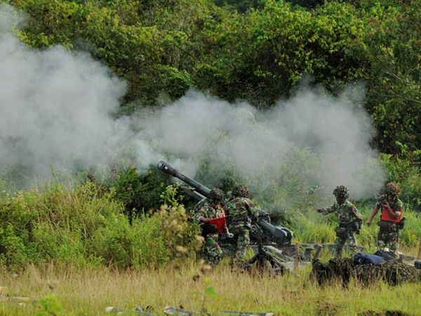 Ribuan Prajurit TNI Bombardir Sangatta