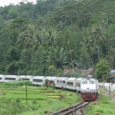 Libur Panjang, Tiket KA dari Surabaya Masih Tersedia