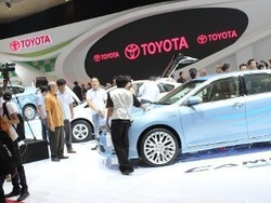 Toyota Jual 39.668 Unit Mobil di April