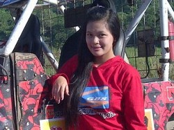 Gadis 19 Tahun Ini Sudah Jago Main Offroad