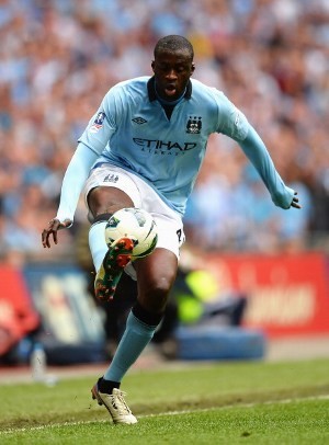 Toure Bisa Main di Final Piala FA Toure Bisa Main di Final Piala FA