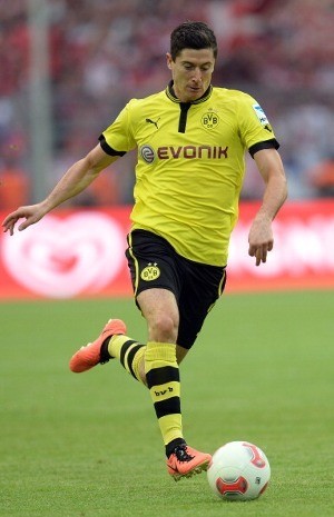 Pernah Dihubungi Madrid, Lewandowski Bantah Bahas Transfer