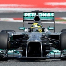 Rosberg Pole, Mercedes Start Satu-Dua