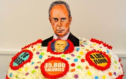 Cupcake Raksasa 35.800 Kalori Bikin Walikota NYC Cemberut