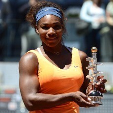Kalahkan Sharapova, Serena Pertahankan Gelar