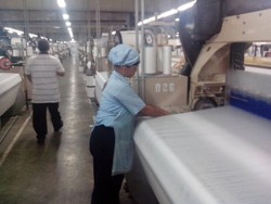 Industri Manufaktur RI Menggurita, Saingi China & India