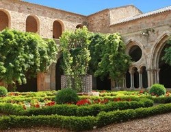 Tren Baru di Eropa: Menginap di Biara