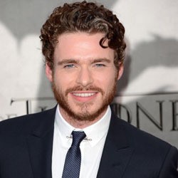 Ini Dia Pemeran Pangeran dalam Film Cinderella