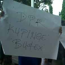 Ratusan Warga Pasuruan Tuntut Dipekerjakan di Pabrik Susu