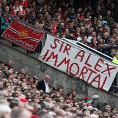 Suporter MU Sukses Bikin Sir Alex Terharu