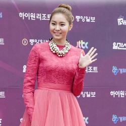 Kim Hyun Joong Pria Idaman UEE After School?