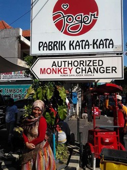 Joger, Oleh-oleh Khas Bali yang Lucu & Unik