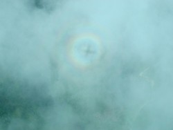 Pelangi Berbentuk Cincin Pernah Muncul di Langit NTT