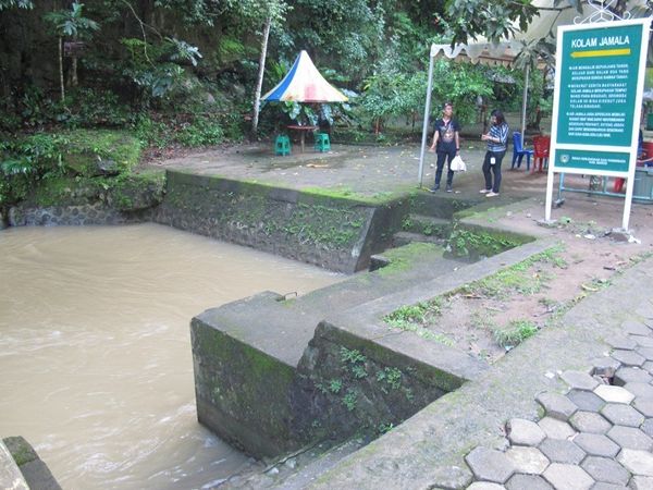 Ada Kolam Anti Jomblo di Bantimurung