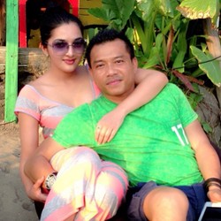 Anang & Ashanty Terharu Dikasih Surprise di Ultah Pernikahannya