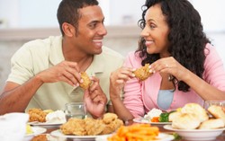 Lakukan Cara Ini Agar Tetap Sehat Meski Mengonsumsi Fried Chicken