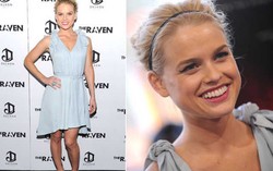 Agar Tetap Langsing Alice Eve Hanya Makan Bayam