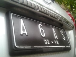 Kalau Enggak Ada Nopol Cantik Ini, Beli Mobil Batal!
