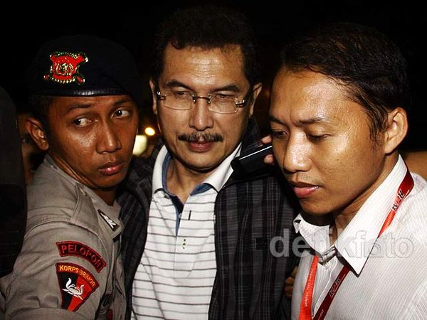 KPK Tangkap Kadis PU Mandailing Natal