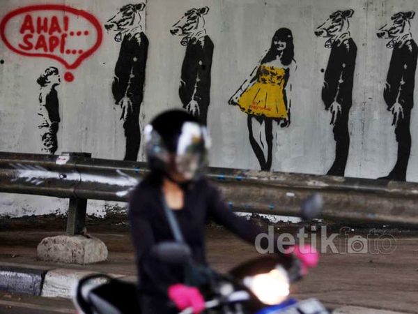 Kritik Korupsi Lewat Mural