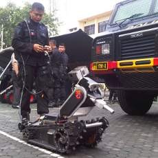 Tes Fisik, Gegana Polda Jatim Datangkan Mobil APPV Impor Korea