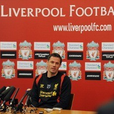 Pintu Liverpool Akan Selalu Terbuka untuk Carragher