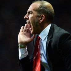 Di Canio: Jangan Pakai Kaus Kecil, Kamu Bukan Model Playboy