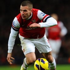 Mengevaluasi Podolski di Musim Pertamanya di Arsenal