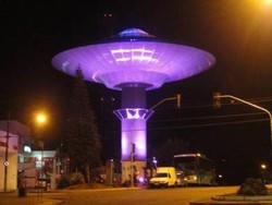 Menara UFO di Brazil, Tempat Nyentrik Para Penggemar Alien