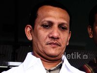 Bupati Mandailing Natal Ditahan KPK